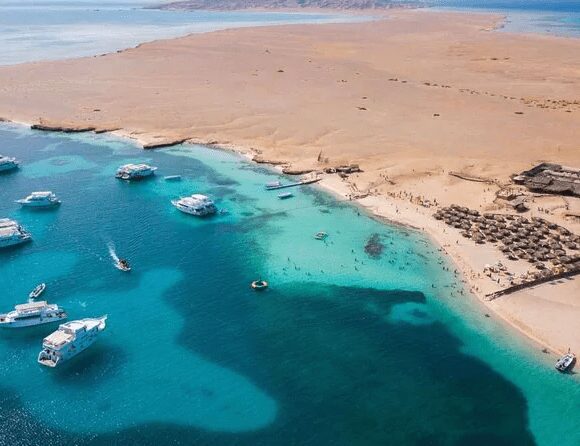 Top Red Sea Tours to Pair with a Royal Sea Scope Experience